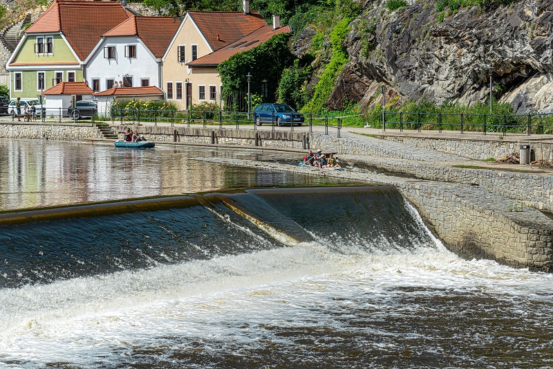 cestovanie splav vltava