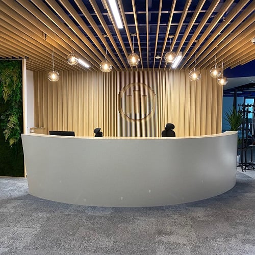 allianz pribinova 19 recepcia